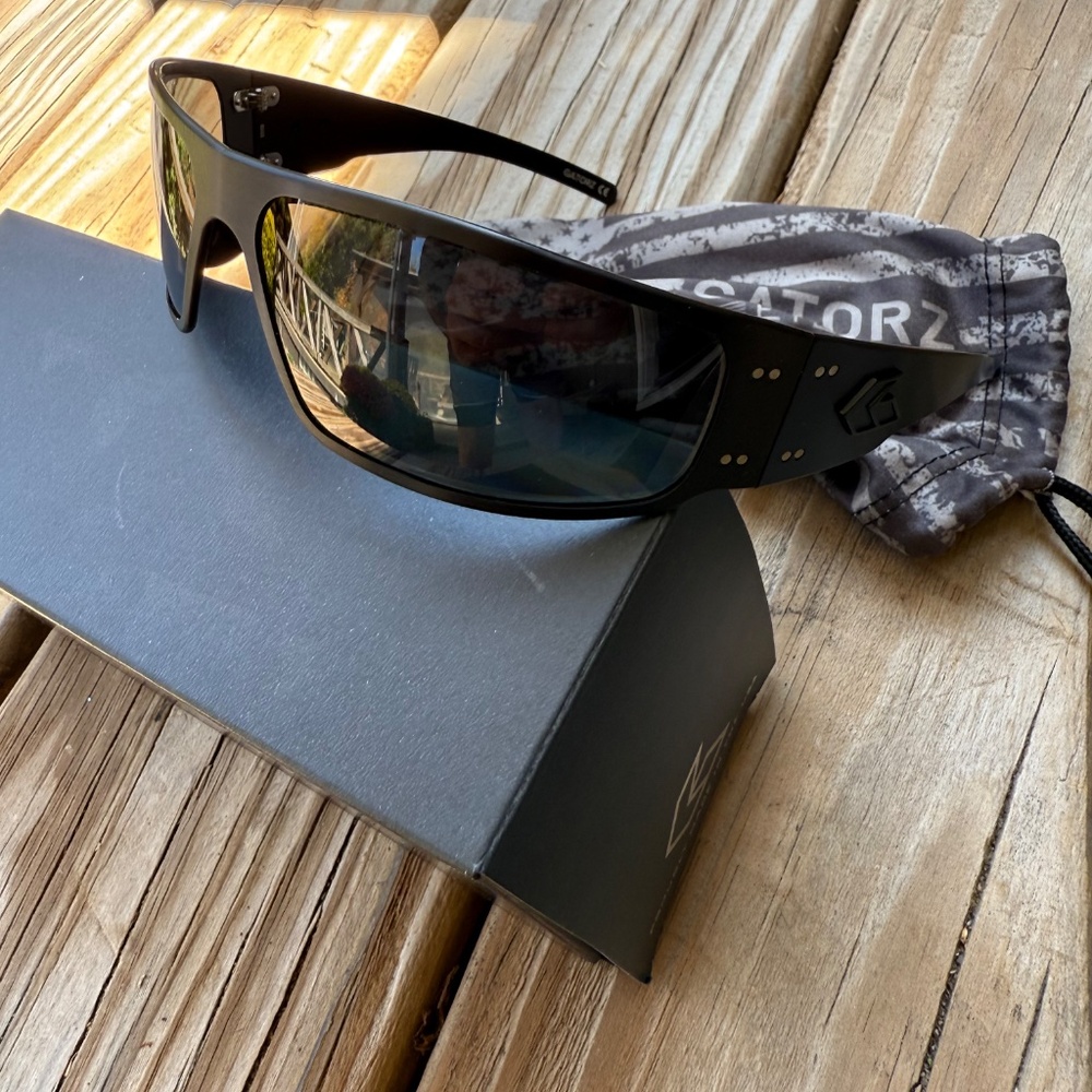 Gatorz Magnum Sunglasses - Picture 6 of 10